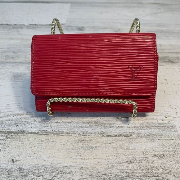 Louis Vuitton Accessories - Louis Vuitton Epi Multicles 4 Leather Ring Key Case /1A4530